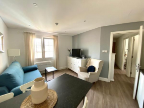 Deluxe City Centre Two Bedroom - Grand Central House